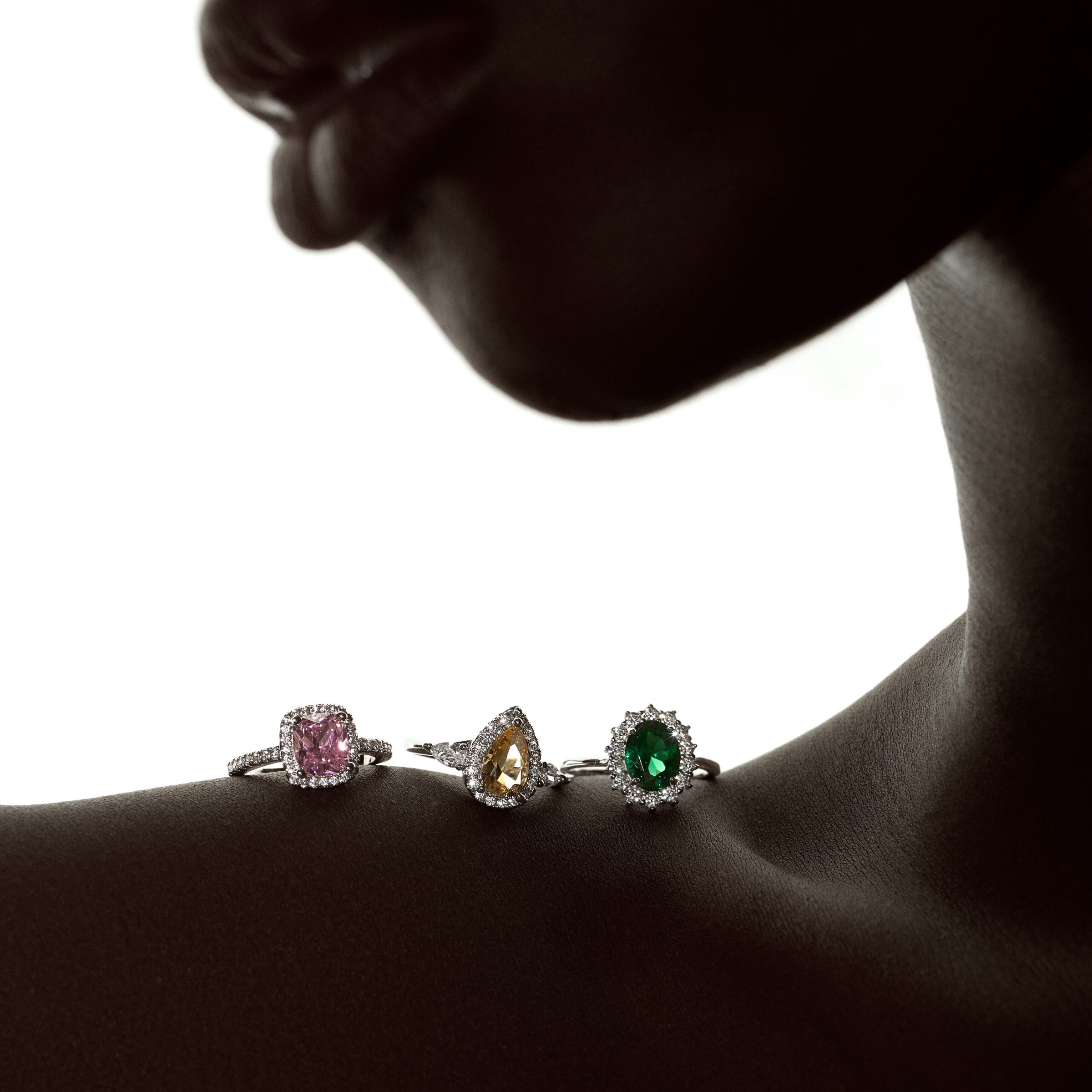 Luxury jewellery product photography by MODVUE HAUS